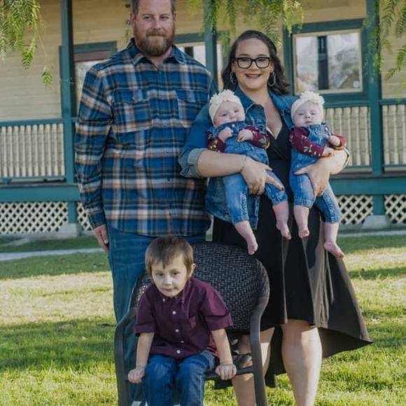 Meet your Posher, Cameron - Picture 1 of 1